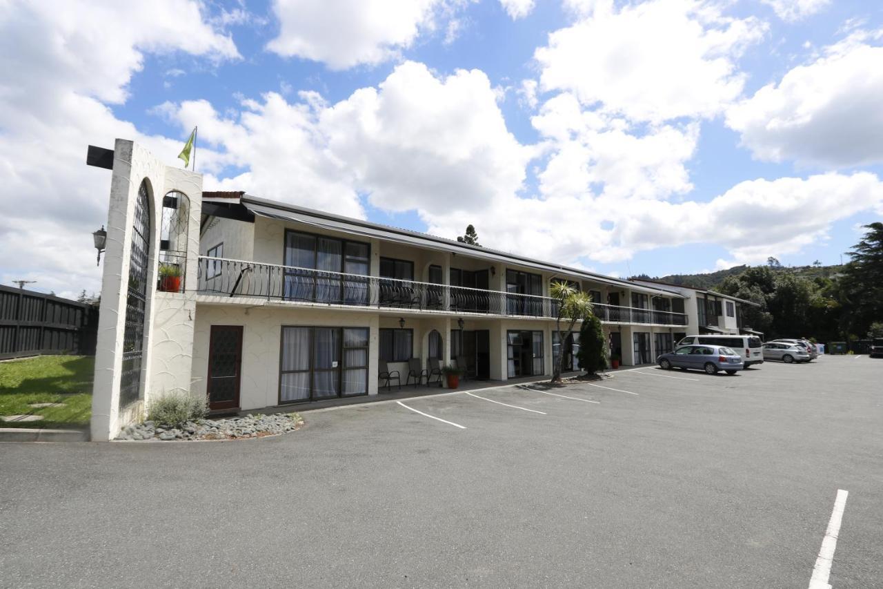 Motel Villa Del Rio Whangarei Kültér fotó